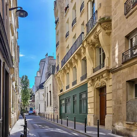 140 - Urban Duplex Near Saint-Germain Des Pres-2